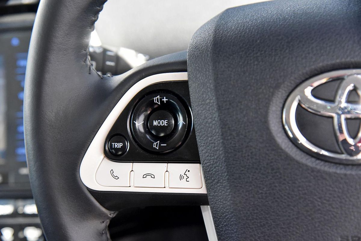 2016 Toyota Prius i-Tech ZVW50R