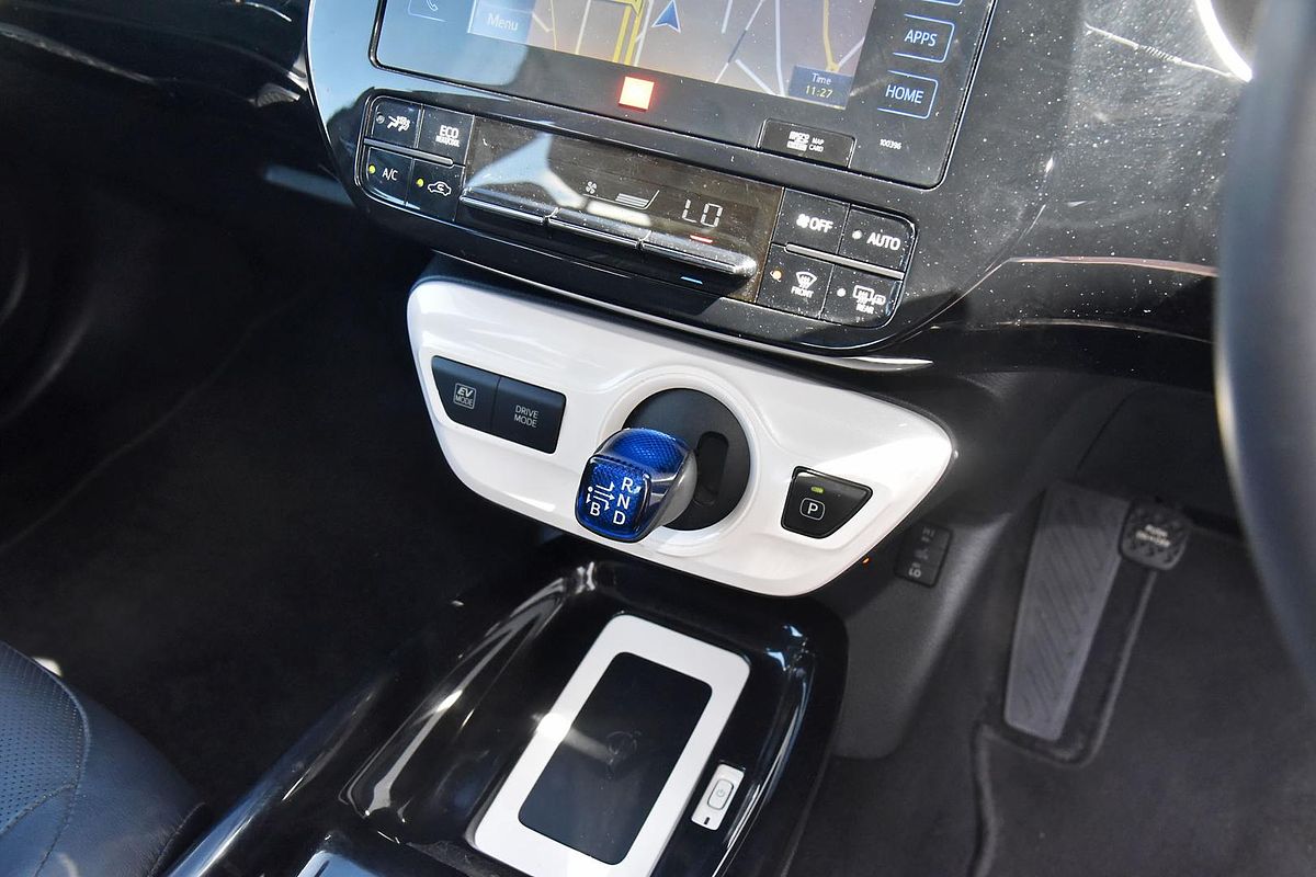 2016 Toyota Prius i-Tech ZVW50R