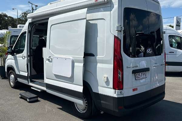 2022 LDV Deliver 9 LWB