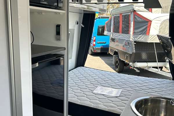 2022 LDV Deliver 9 LWB