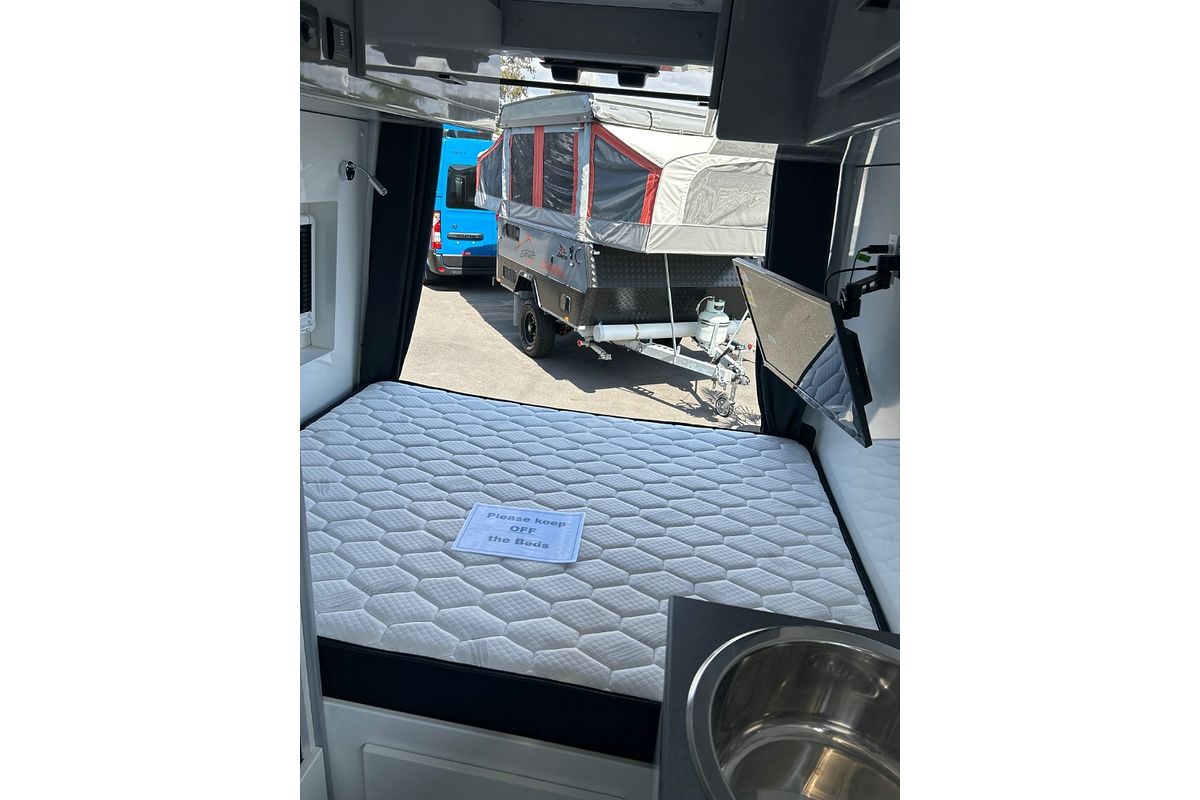 2022 LDV Deliver 9 LWB