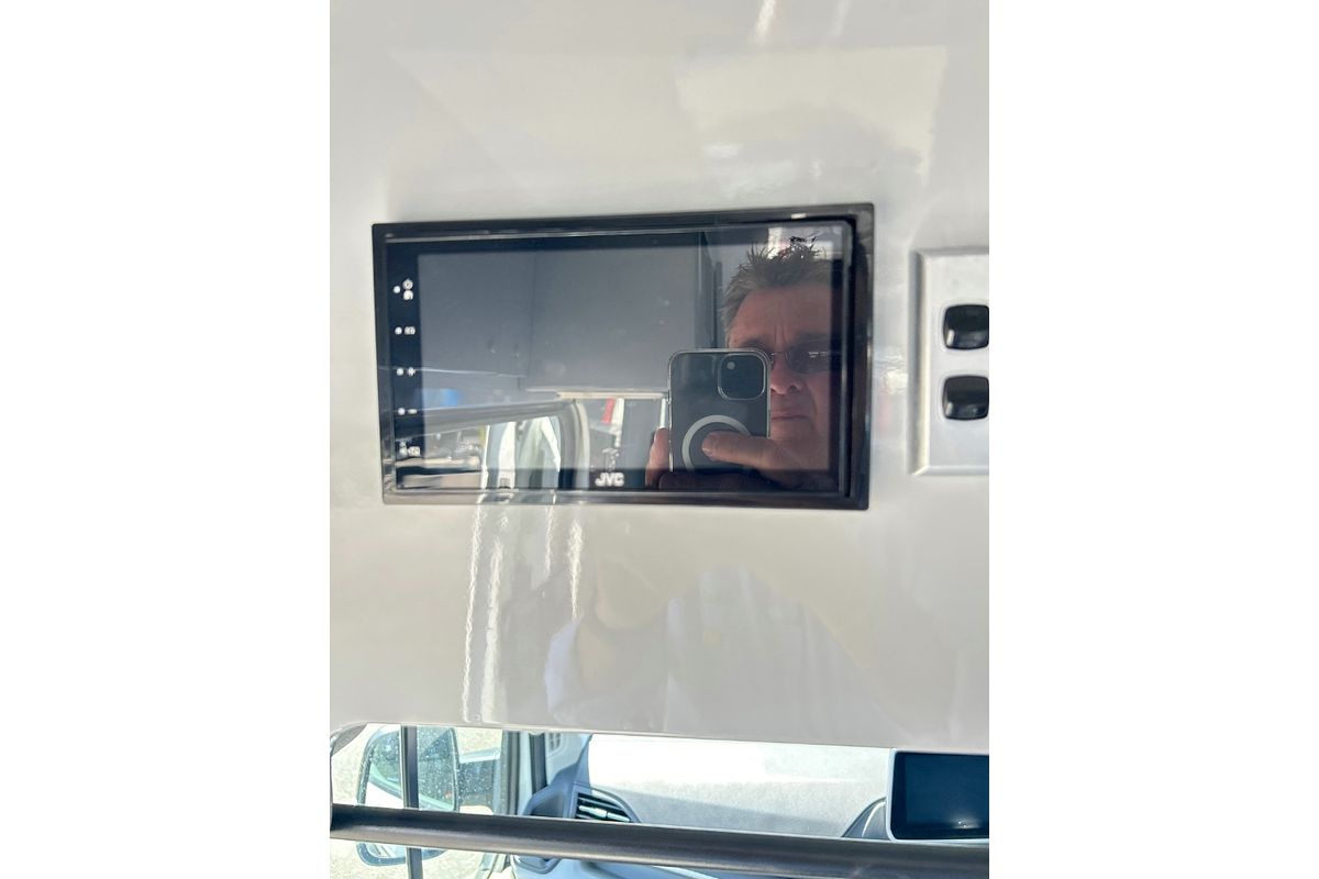 2022 LDV Deliver 9 LWB