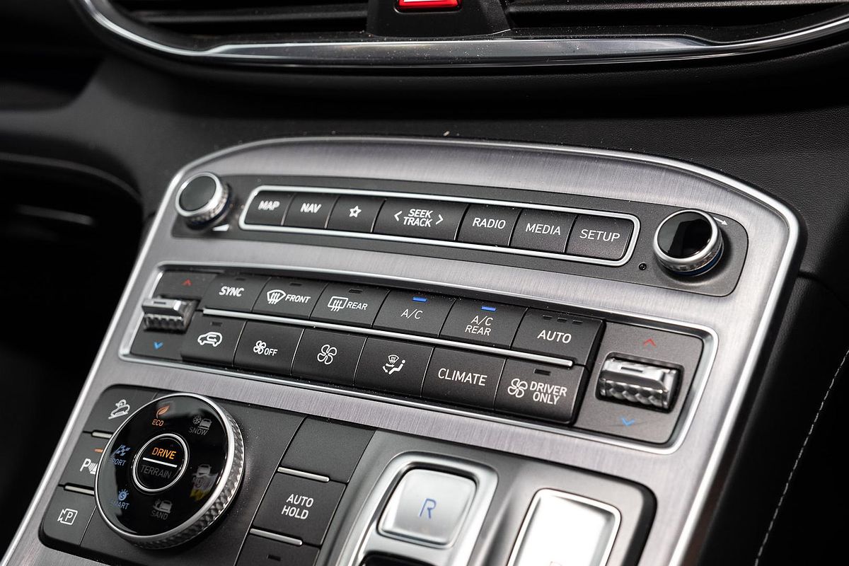2022 Hyundai Santa Fe Hybrid Highlander TM.V4