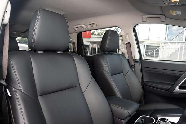 2024 Mitsubishi Pajero Sport Exceed QF