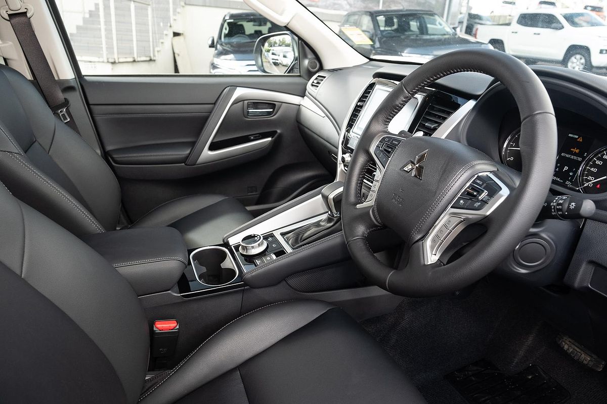 2024 Mitsubishi Pajero Sport Exceed QF