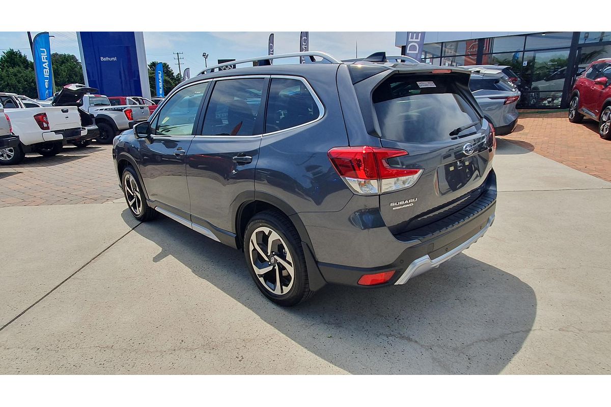 2024 Subaru Forester 2.5i-S S5
