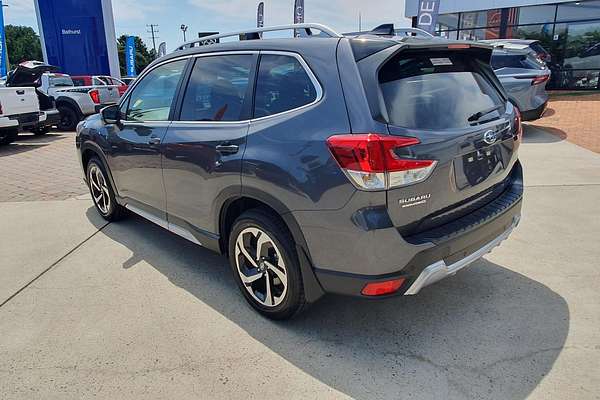 2024 Subaru Forester 2.5i-S S5