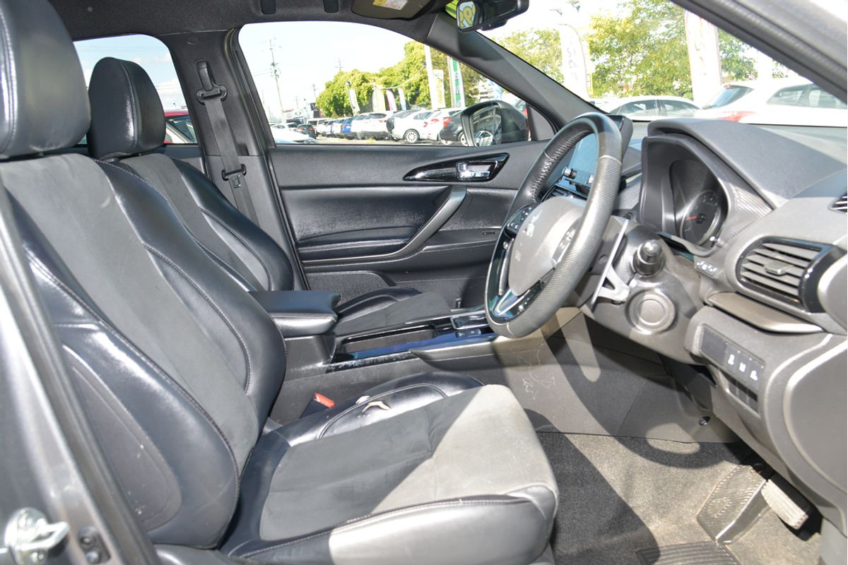 2023 Mitsubishi Eclipse Cross LS YB