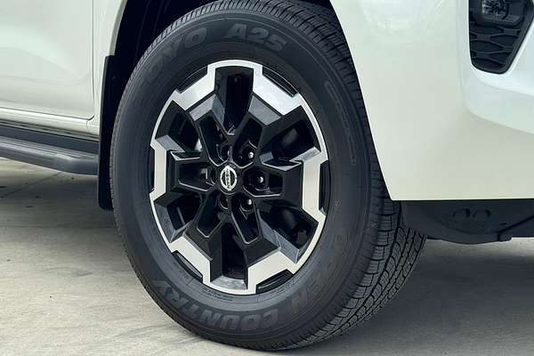 2024 Nissan Navara ST-X D23 4X4