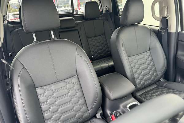 2024 Nissan Navara ST-X D23 4X4