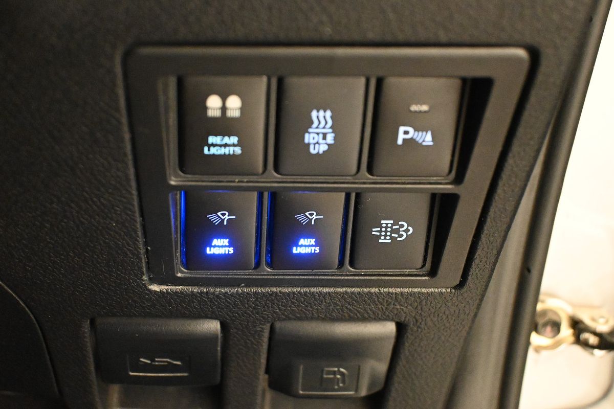 2020 Toyota Hilux 2020 GUN126R FACELIFT