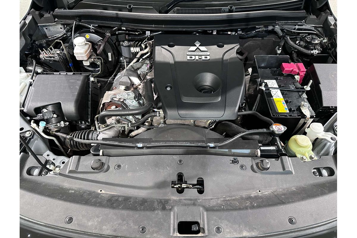 2021 Mitsubishi Triton GSR MR 4X4