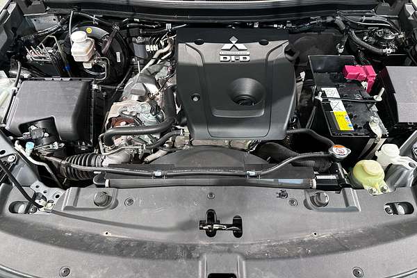 2021 Mitsubishi Triton GSR MR 4X4