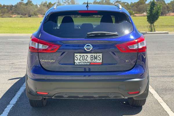 2016 Nissan QASHQAI Ti J11