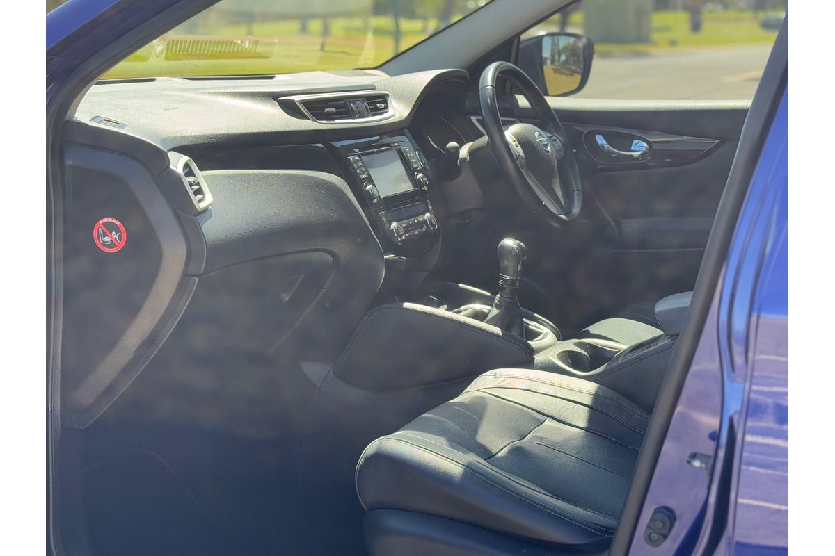 2016 Nissan QASHQAI Ti J11