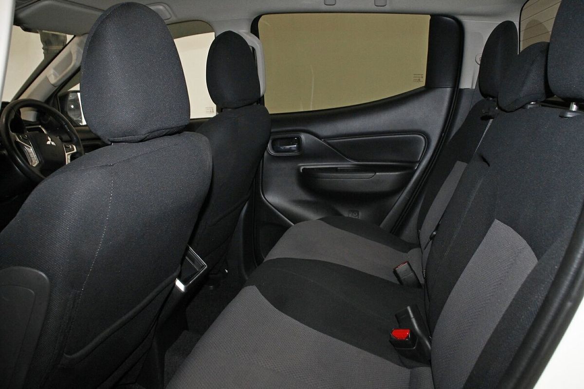2020 Mitsubishi Triton GLS MR 4X4