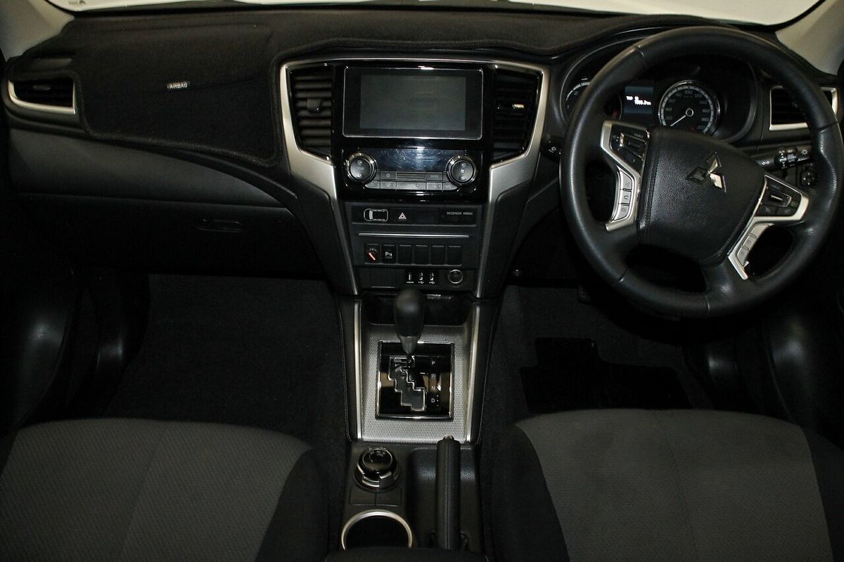 2020 Mitsubishi Triton GLS MR 4X4
