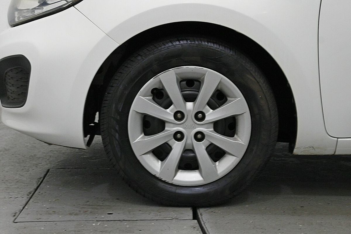 2013 Kia Rio S UB