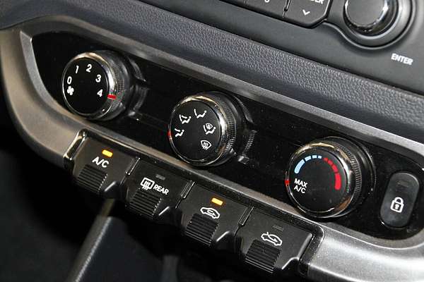 2013 Kia Rio S UB