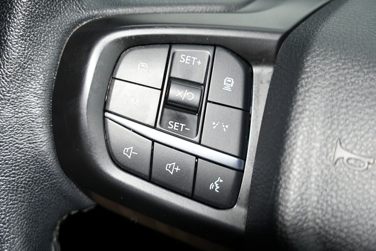 2022 Ford Everest Sport