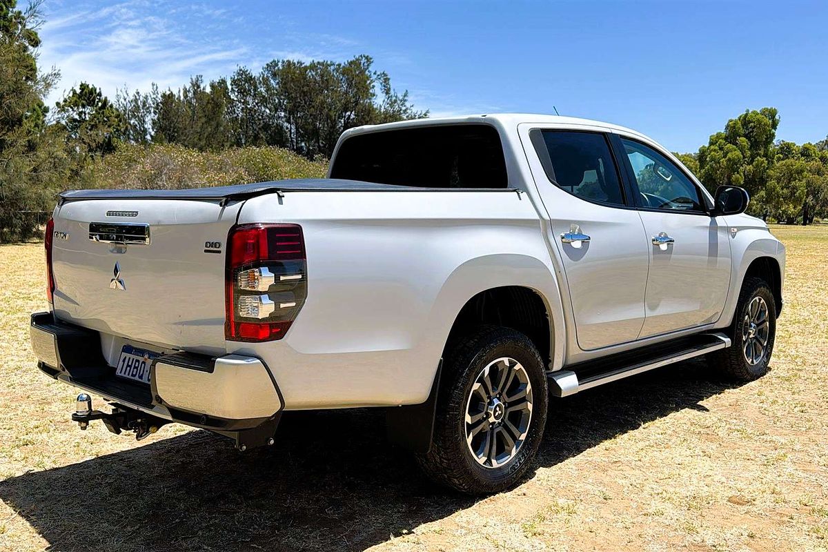 2020 Mitsubishi Triton GLX MR 4X4