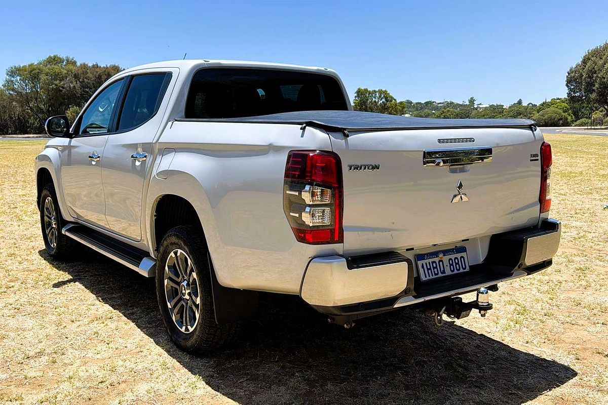 2020 Mitsubishi Triton GLX MR 4X4