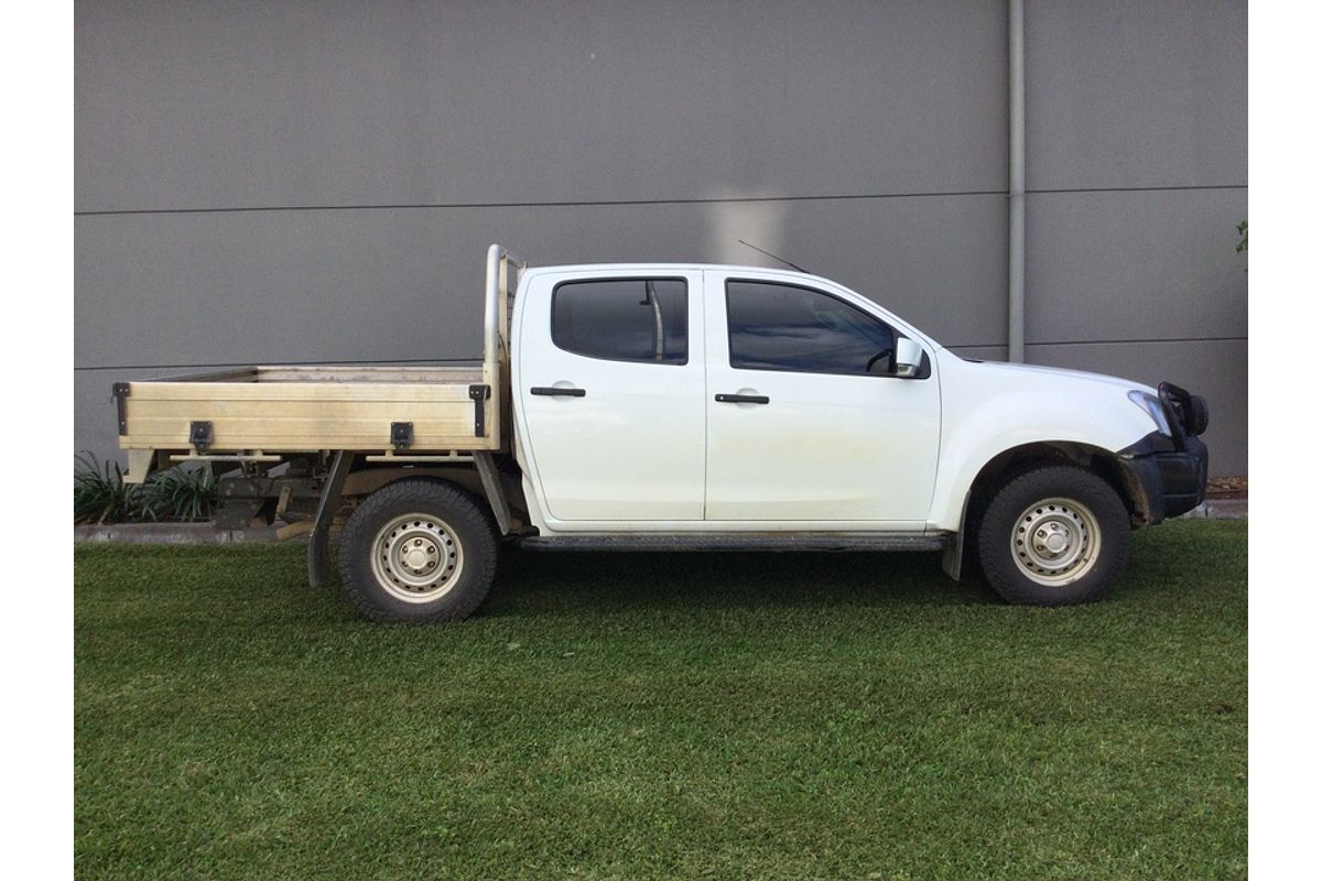 2019 Isuzu D-MAX SX 4X4