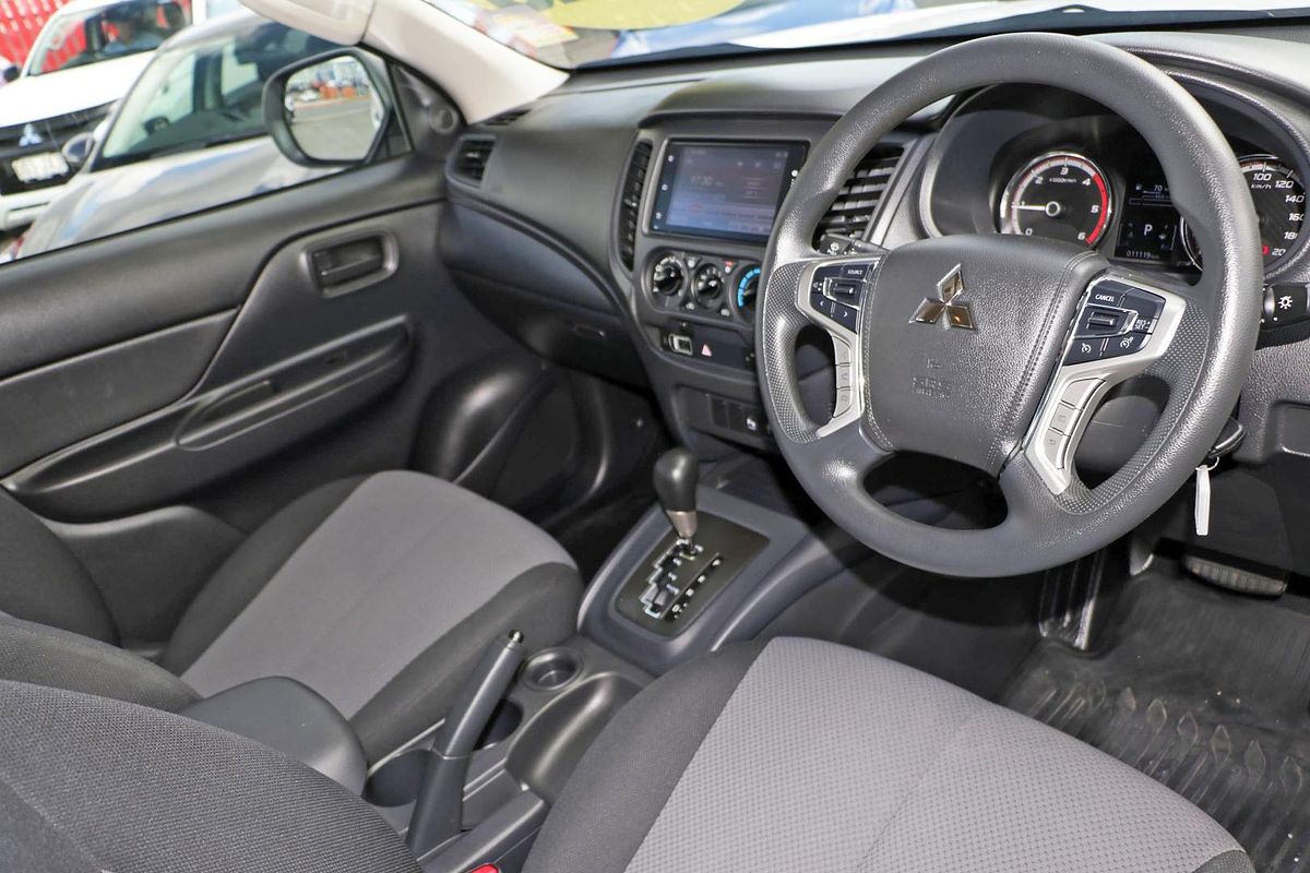 2023 Mitsubishi Triton GLX MR Rear Wheel Drive