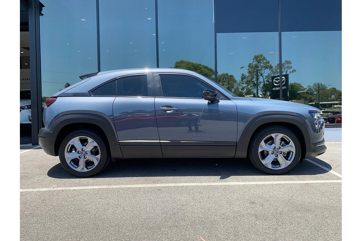 2022 Mazda MX-30 G20e Evolve DR Series