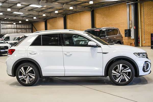 2022 Volkswagen T-Roc 140TSI R-Line D11