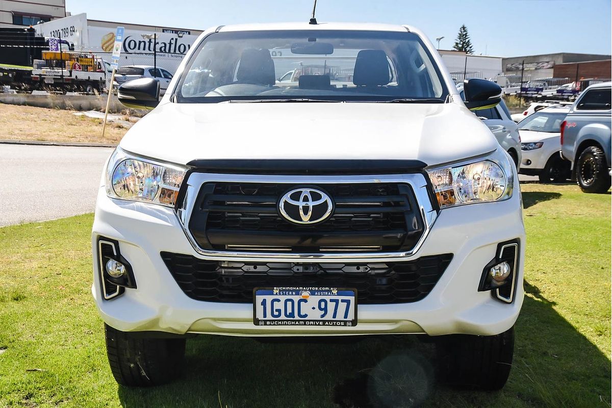 2018 Toyota Hilux SR GUN126R 4X4