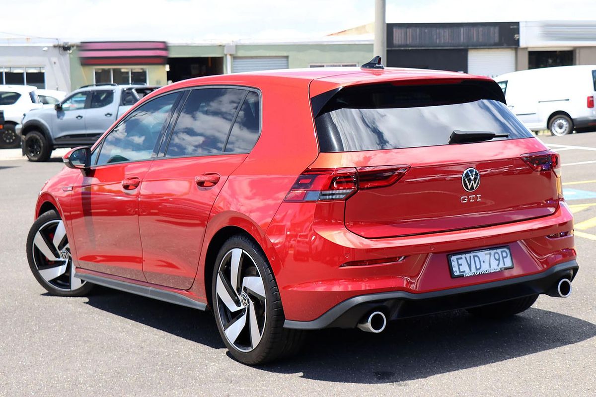 2022 Volkswagen Golf GTI 8