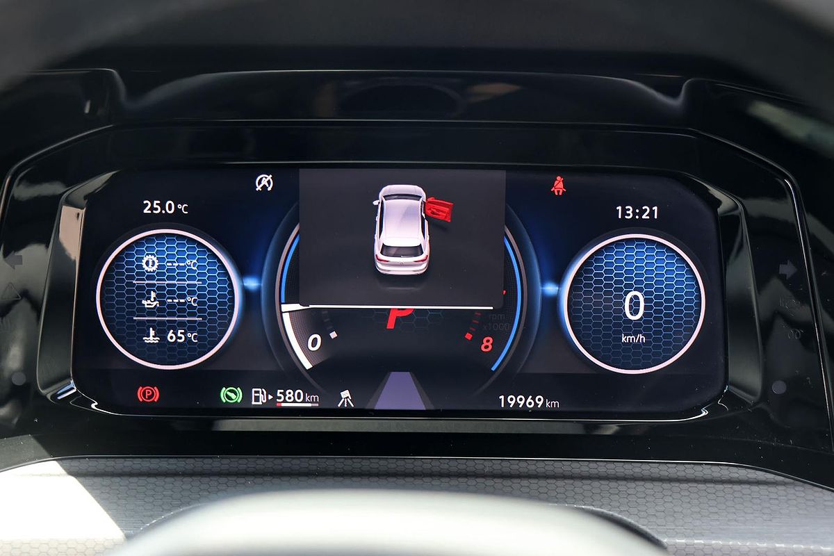 2022 Volkswagen Golf GTI 8