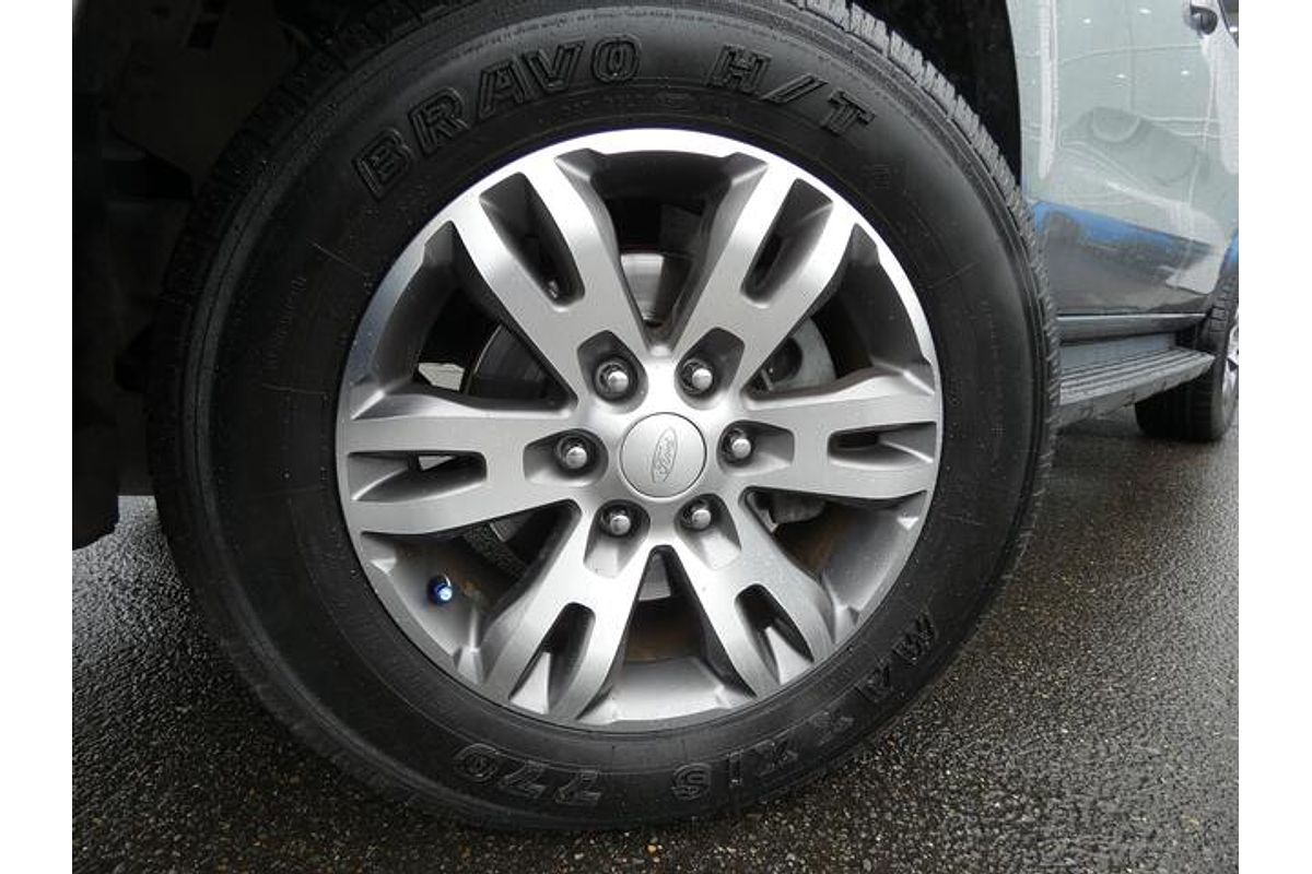 2016 Ford Everest Trend UA