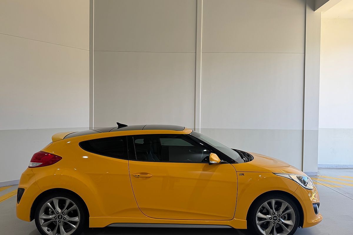 2017 Hyundai Veloster SR Turbo FS5 Series II