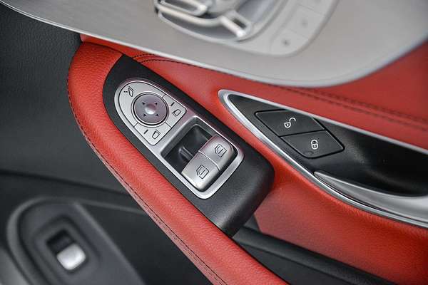 2017 Mercedes-Benz C-Class C300 C205