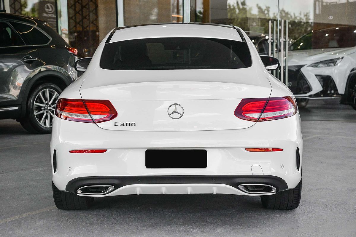2017 Mercedes-Benz C-Class C300 C205