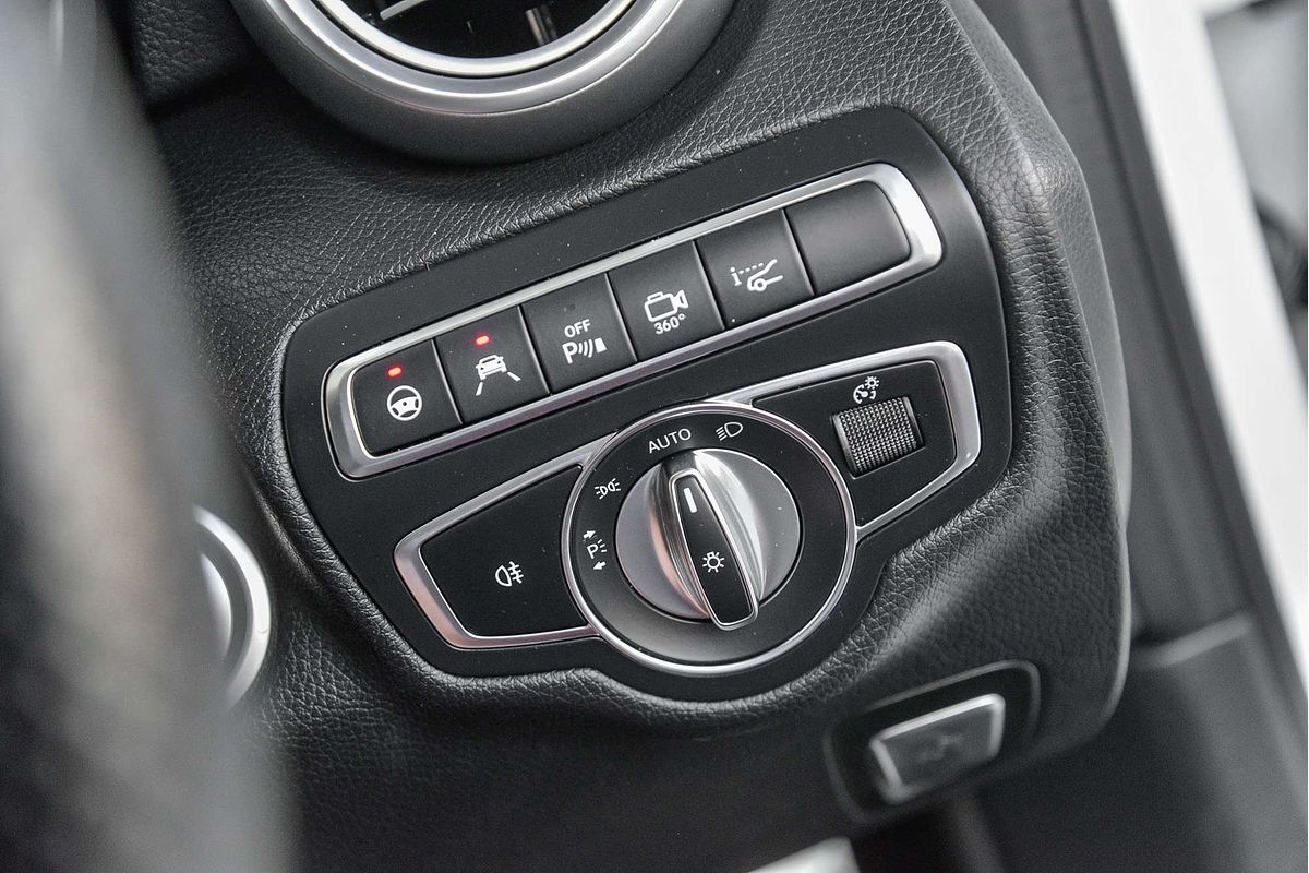 2017 Mercedes-Benz C-Class C300 C205