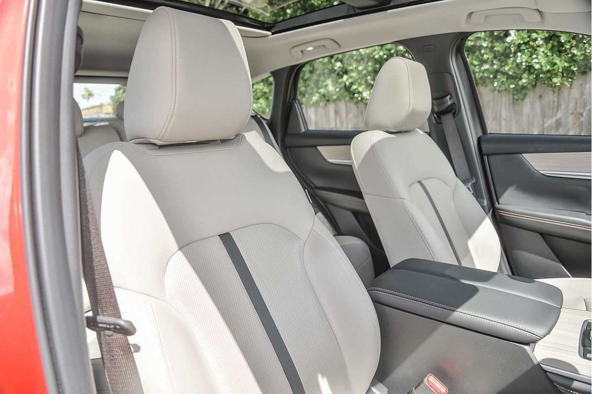2024 Mazda CX-60 D50e GT KH Series