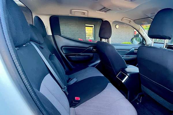 2020 Mitsubishi Triton GLX-R MR 4X4
