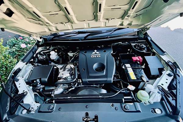 2020 Mitsubishi Triton GLX-R MR 4X4