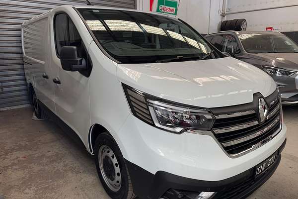 2023 Renault Trafic Premium X82 SWB