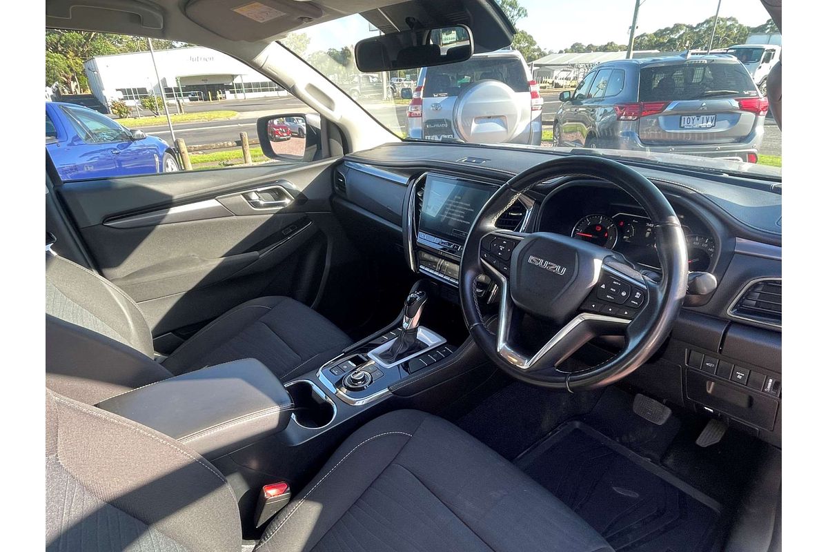 2022 Isuzu MU-X LS-U