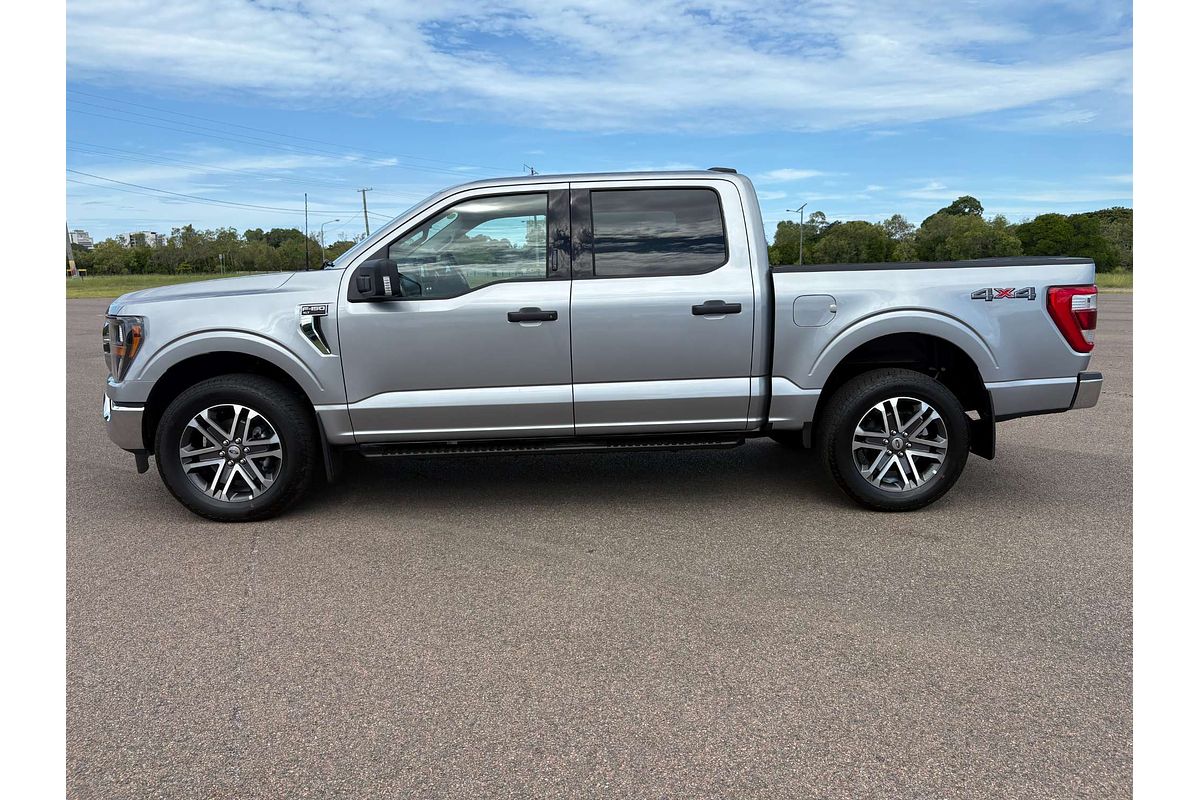 2023 Ford F-150 XLT 4X4 SWB