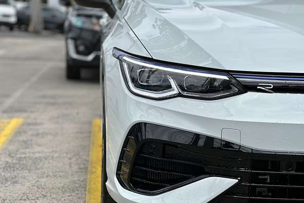 2024 Volkswagen Golf R 8