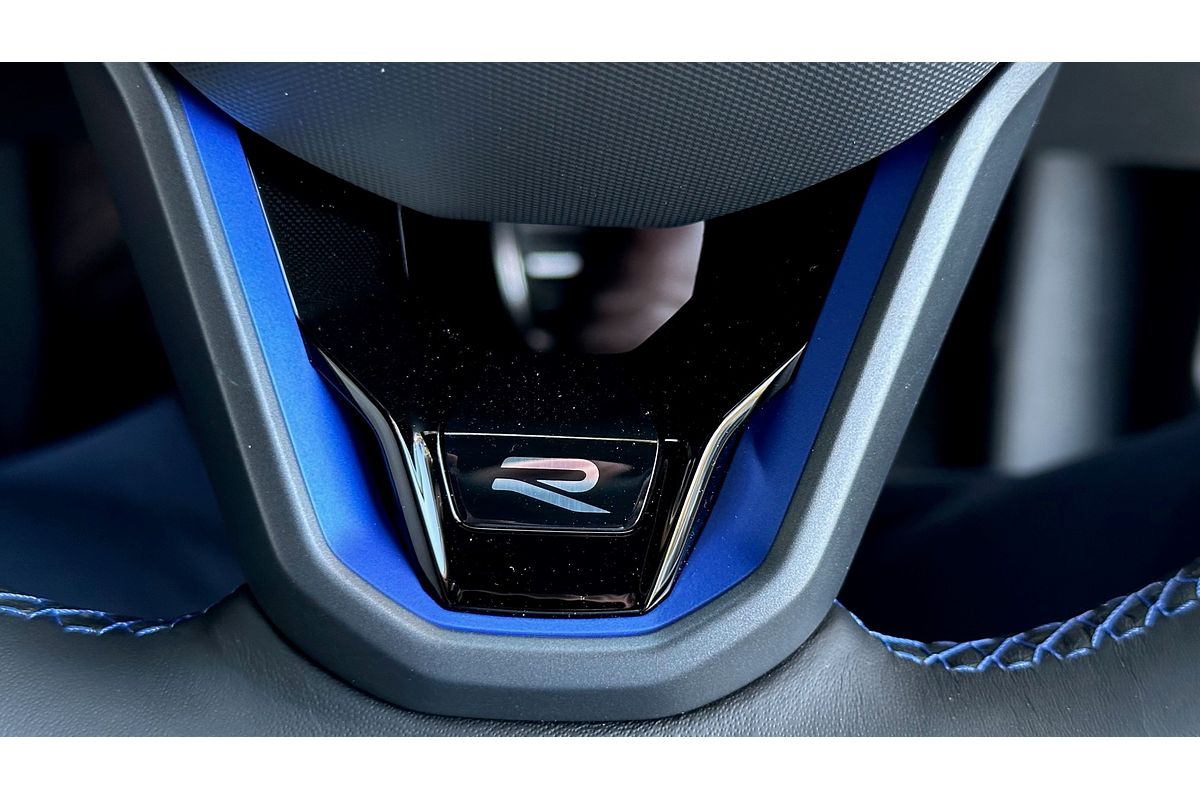 2024 Volkswagen Golf R 8