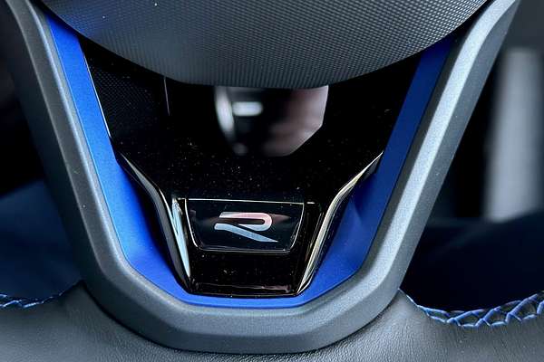 2024 Volkswagen Golf R 8