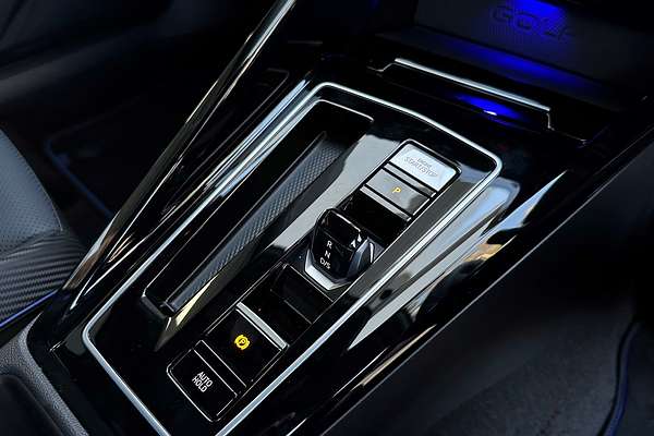 2024 Volkswagen Golf R 8
