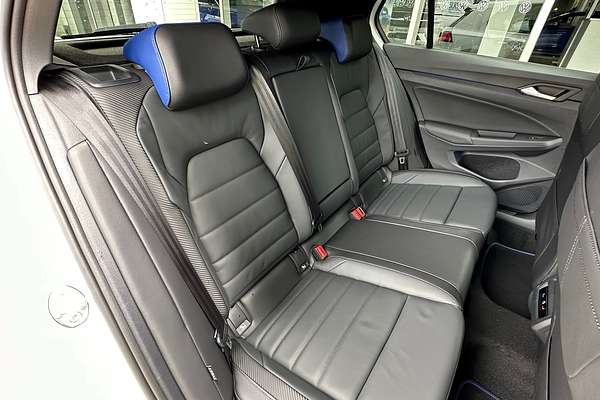 2024 Volkswagen Golf R 8