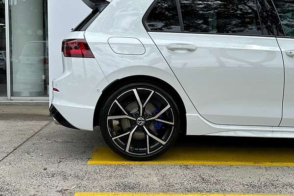 2024 Volkswagen Golf R 8
